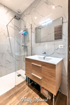 Appartement à vendre 3 pièces LA RAVOIRE (73) - En rez de jardin avec terrasse dans une ptite copropriété