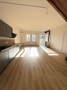 Appartement à vendre 5 pièces  (73) - Triplex de 93 M2 avec Terrasse et jardin privatif, stationnements privatifs