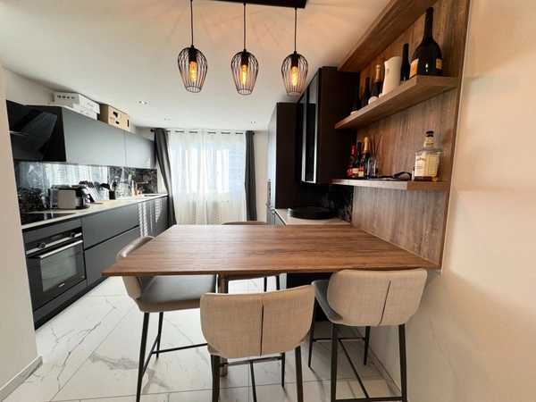 Appartement à vendre 4 pièces BASSENS (73) 76 M2 avec balcon