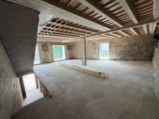 Maison à vendre 6 pièces CHAPAREILLAN (38) - ancienne grange rénové sur 3 niveaux avec garage -  190 M2