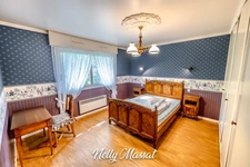 Maison à vendre 9 pièces BASSENS (73) - 380 M2 - garage, jardin