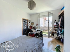 Dpt Deux Sèvres (79), à vendre THOUARS maison P6 de 168 m² - Terrain de 345,00 m² 