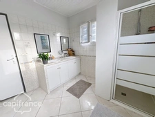 Family home requiring no work - 112 m2 – 3 bedrooms + office – Large garage and garden – No playground