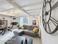 Family home requiring no work - 112 m2 – 3 bedrooms + office – Large garage and garden – No playground