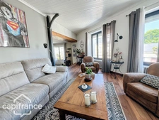 Dpt Deux Sèvres (79), à vendre THOUARS maison P6 de 168 m² - Terrain de 345,00 m² 