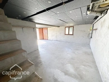 3-bedroom house in SAINT VARENT (79)