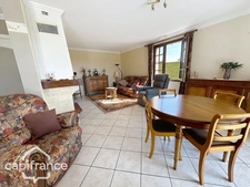 SINGLE-STOREY HOUSE WITH 7 ROOMS IN SAINT VARENT (79)