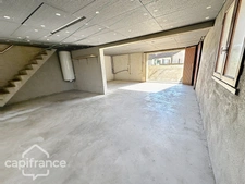 3-bedroom house in SAINT VARENT (79)
