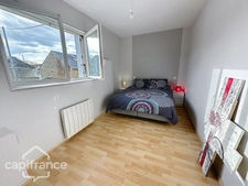 Maison familiale sans travaux – 3 chambres + bureau – Grand garage et jardin – Pas-de-Jeu