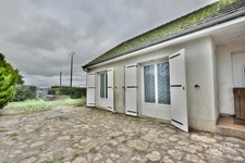 Maison à vendre 5 pièces- Saint-Aignan-le- Jaillard.