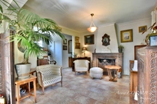 À vendre Brinon-sur-Sauldre- Charmante propriété d'agrément entièrement rénovée.