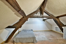 MURS COMMERCIAUX AVEC APPARTEMENT À L'ÉTAGE - EMPLACEMENT STRATÉGIQUE