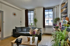 MURS COMMERCIAUX AVEC APPARTEMENT À L'ÉTAGE - EMPLACEMENT STRATÉGIQUE