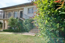 SAINT AIGNAN LE JAILLARD maison d'environ 158m2- 4 chambres- Terrain de 1 147,00 m² 