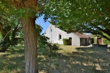 SAINT AIGNAN LE JAILLARD, Maison 4 pièces, terrain d'environ 1000 m2.