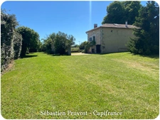 Champagnac de Belair (24), Dordogne, Maison en pierre à vendre, 211 m², 6 Pièces, Terrain 4 332 m², 5 chambres, Gîte, Atelier 