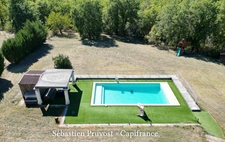 Maison Plain-pied 113.5m2+21.5m2 avec un gîte à vendre 4 pièces BRANTOME (24) - Garage, piscine chauffée 11x5 avec sa plage et carport - 