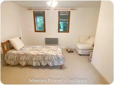 Maison à vendre 4 pièces JUMILHAC LE GRAND (24) Plain-pied 111m2, terrain 3479m2, garage 40m2, deux chambres et mezzanine