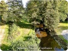 Dordogne (24) Propriété P7 proche de SAINT MARTIN DE FRESSENGEAS (24), terrain 36000m2, rivière, 225m2 habitables.