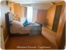 Maison à vendre 6 pièces TOURTOIRAC (24), 133m2 hab avec bâtiment supplémentaire, 3chambres, deux garages.