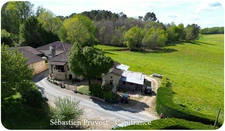 Proche de BRANTOME (24)Fermette à vendre 62m2, Combles 90m2, Grange 140m2, Dépendance, Terrain 5835m2