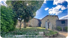 Proche de BRANTOME (24)Fermette à vendre 62m2, Combles 90m2, Grange 140m2, Dépendance, Terrain 5835m2