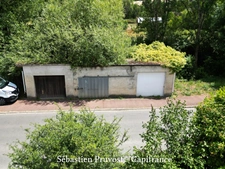 Dordogne (24) Agonac, A vendre Maison 105m2 habitables à rénover à vendre 5 pièces, 4 chambres, terrain 2752m2, garages.
