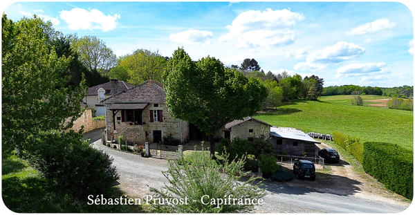 Proche de BRANTOME (24)Fermette à vendre 62m2, Combles 90m2, Grange 140m2, Dépendance, Terrain 5835m2