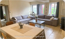 Maison rénovée à vendre 3 pièces CONNEZAC (24), deux chambres, grange 63m2, terrain 7290m2 dont partie à bâtir.