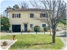 Dpt Dordogne (24), for sale near THIVIERS single storey on basement P8 of 177 m² - Land of 2142 m² - Independent Studio