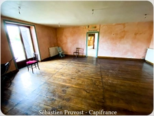 Dpt Dordogne (24), à vendre proche Thiviers Ensemble immobilier P22 de 642 m²- 12 chambres - Terrain de 2 717,00 m² - Salle de 160m2