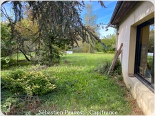 Dpt Dordogne (24), à vendre proche Thiviers Ensemble immobilier P22 de 642 m²- 12 chambres - Terrain de 2 717,00 m² - Salle de 160m2