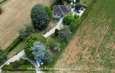 Saint-Front-la-Rivière (24) Maison à vendre 5 pièces, beaux volumes, lumineux, sou-sol aménagé, terrain 2194m2, 2chambres, studio et atelier. 