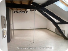 Immeuble de rapport à vendre PERIGUEUX proche Tourny (24), un F3, deux F2, deux studios et un bureau. 