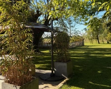 Charmante maison de plain-pied - 4 chambres - Parc arboré - Piscine 