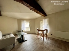 LANGON CENTRE VILLE - Immeuble en pierres 450 m² comprenant 6 appartements et 2 locaux commerciaux 