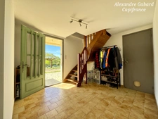 Maison traditionnelle - 3 chambres et bureau - Véranda - Garages - Jardin