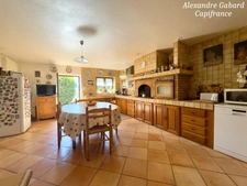 Maison en pierres 230 m² - 4 chambres - Terrain 7 370 m² - Piscine - Dépendances