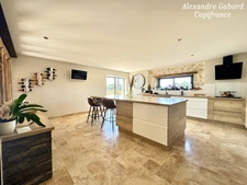 SUD REOLAIS - Maison en pierre rénovée - 7 chambres - Terrain 5 000 m² - Piscine - Dépendances