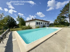 Axe La Réole / Sauveterre de Guyenne - Maison traditionnelle avec sous-sol complet - Agréable jardin et piscine