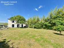 Maison en pierres - 3 chambres - Jardin - Garage et fort potentiel