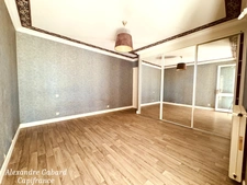 Axe La Réole-Langon - Maison de plain-pied - 5 chambres + bureau - Jardin 3 000 m² - 3 Garages