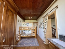 Maison en pierres 230 m² - 4 chambres - Terrain 7 370 m² - Piscine - Dépendances