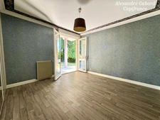 Axe La Réole-Langon - Maison de plain-pied - 5 chambres + bureau - Jardin 3 000 m² - 3 Garages