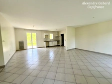 Maison de plain-pied - 3 chambres - Jardin - Garage