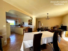 Maison de plain-pied 110 m² habitables - 3 chambres - Jardin 