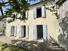 Maison en pierres - 3 chambres - Jardin - Garage et fort potentiel