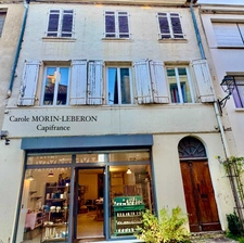 Centre Ville - Immeuble en pierres 500 m², cour et garage