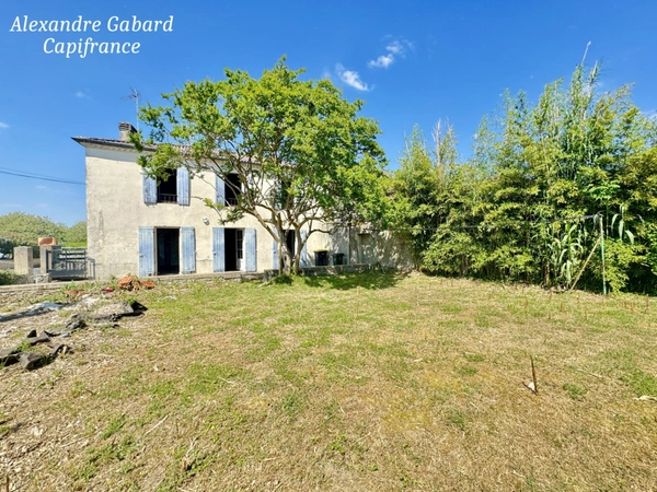 Maison en pierres - 3 chambres - Jardin - Dépendances et fort potentiel