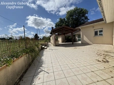 Axe La Réole-Langon - Maison de plain-pied - 5 chambres + bureau - Jardin 3 000 m² - 3 Garages